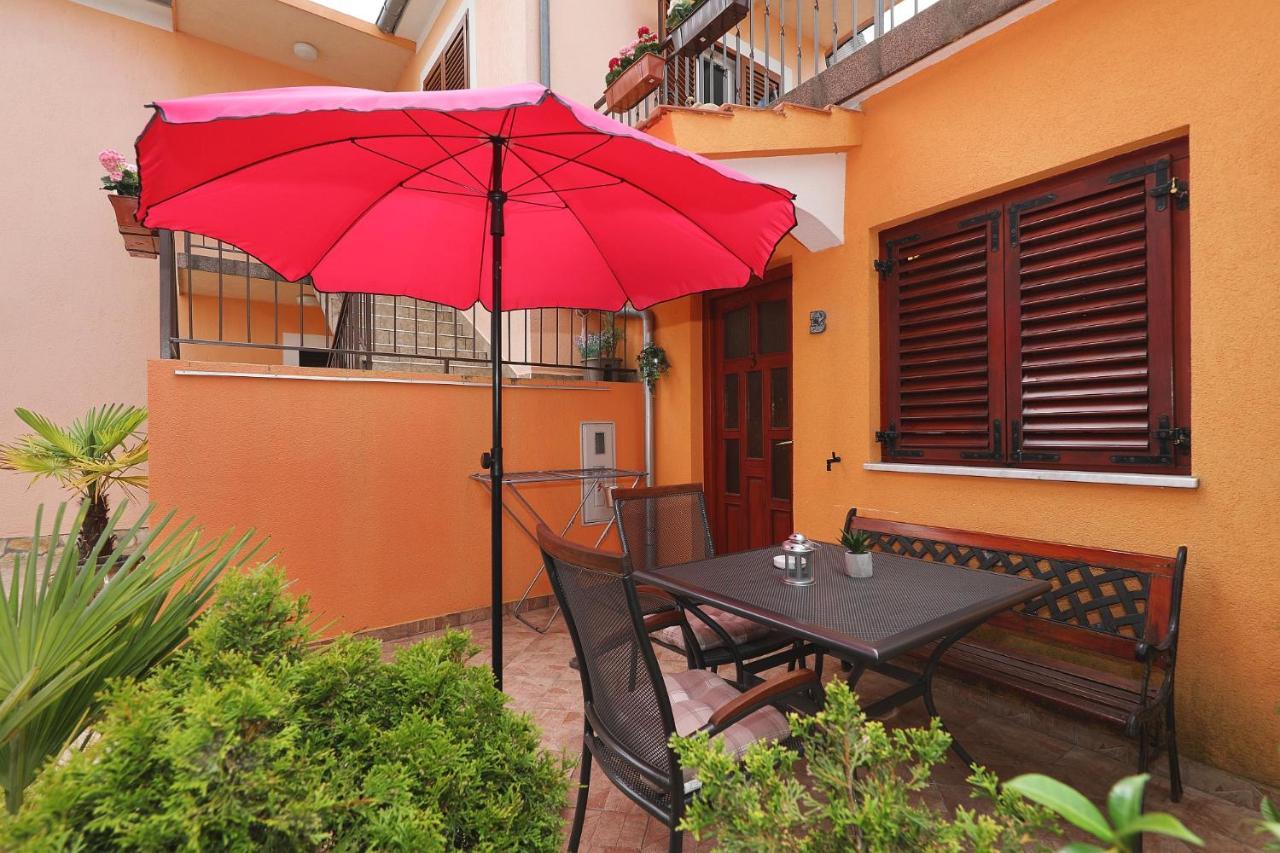 Apartmani Strpić Biograd Na Moru Zewnętrze zdjęcie