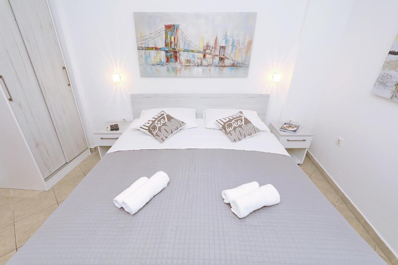 Apartmani Strpić Biograd Na Moru Zewnętrze zdjęcie